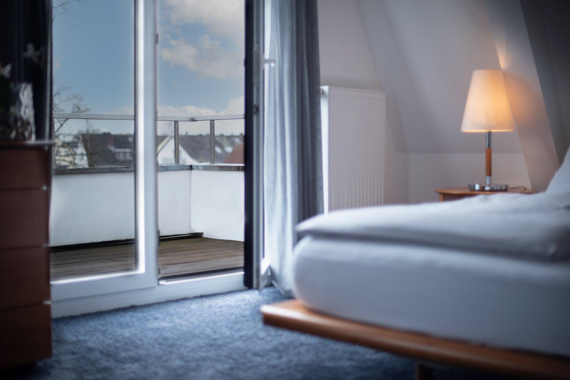 &Repeat Koeln Airport Hotel Kültér fotó