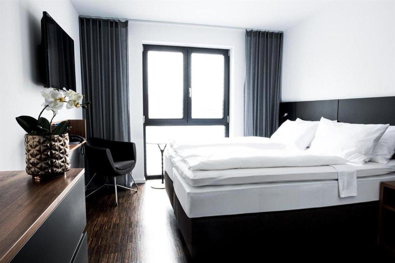 &Repeat Koeln Airport Hotel Kültér fotó